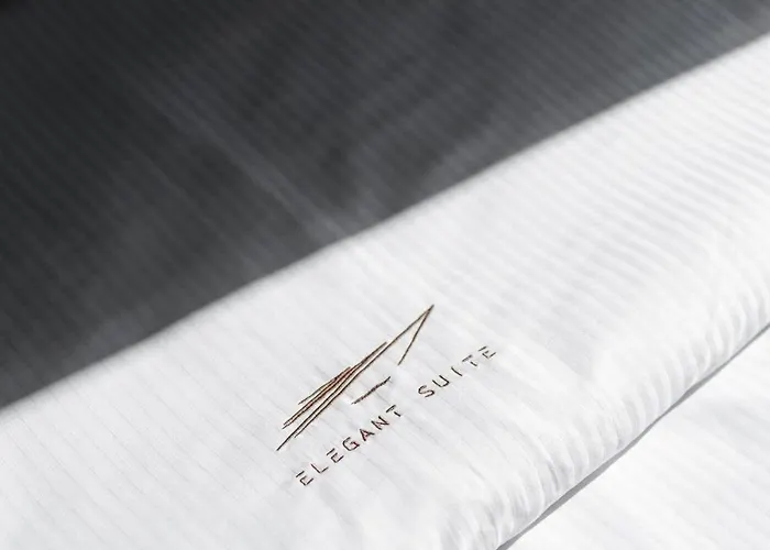 Elegant - Hamam View *