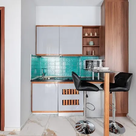 Elegant - Hamam View